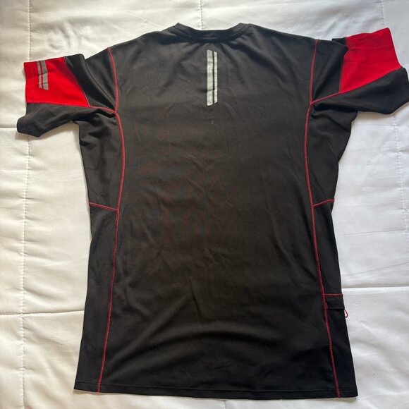 Dry-Fit Running Shirt - Picture 2 of 6